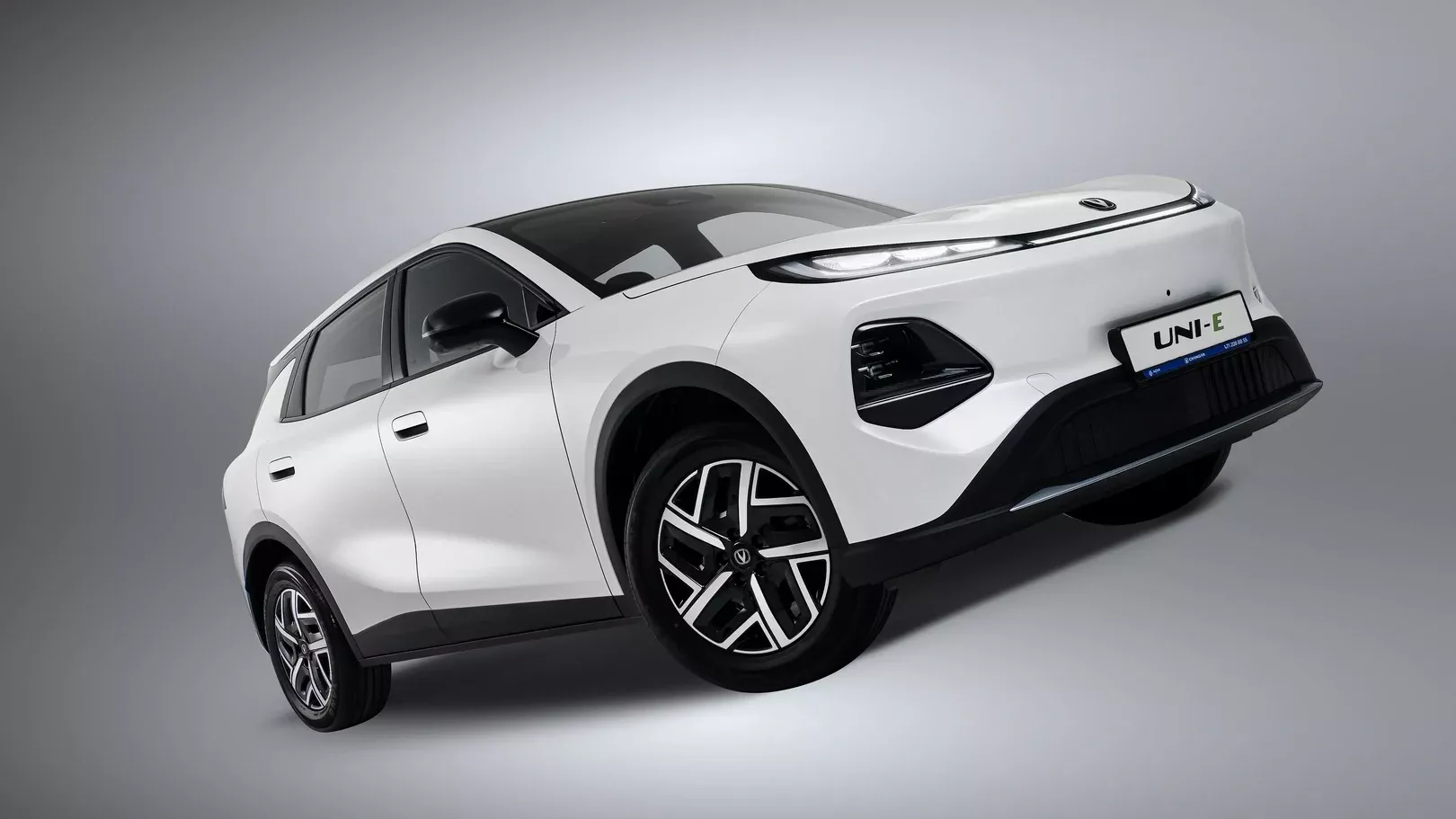 Внешний вид Changan UNI-E